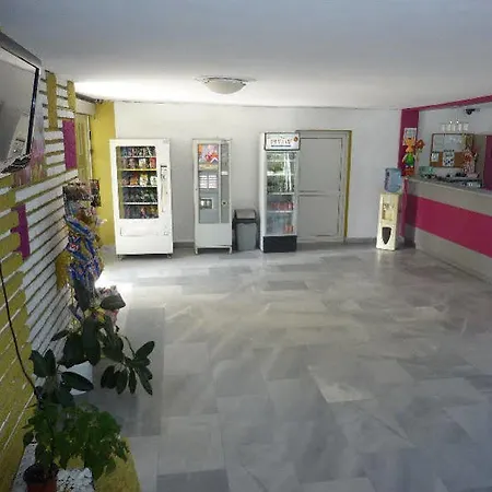Szálloda Zarya 2*